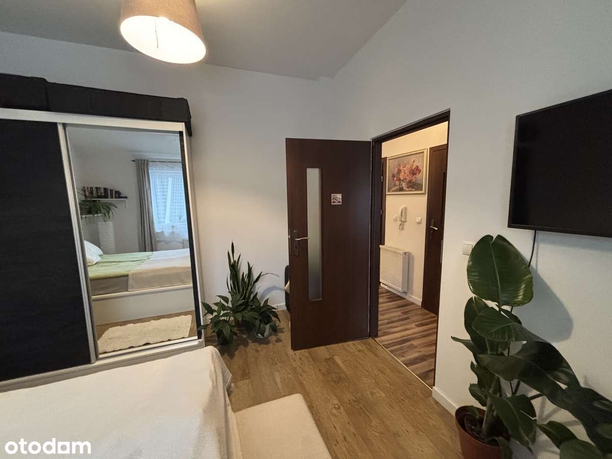 Dwa niezależne mieszkania | Muchobór Wielki, ul. Podolska-9