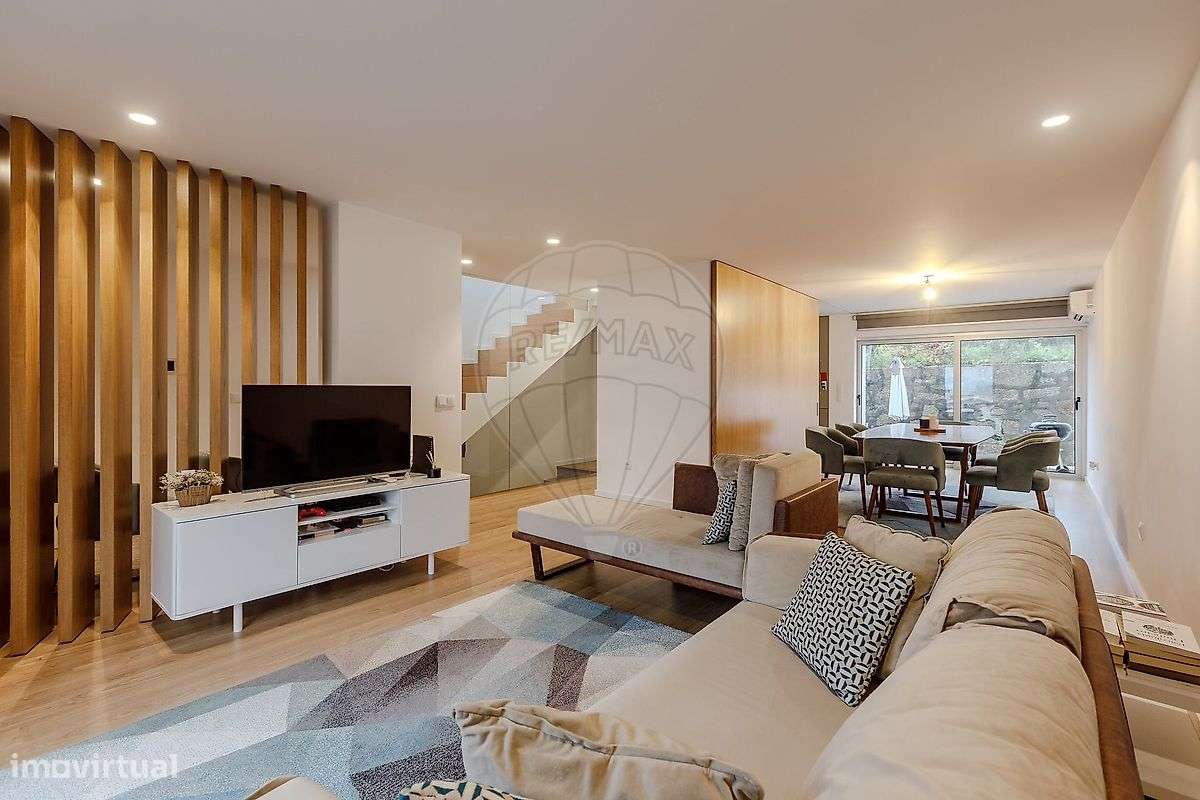 Moradia T4 para venda-3