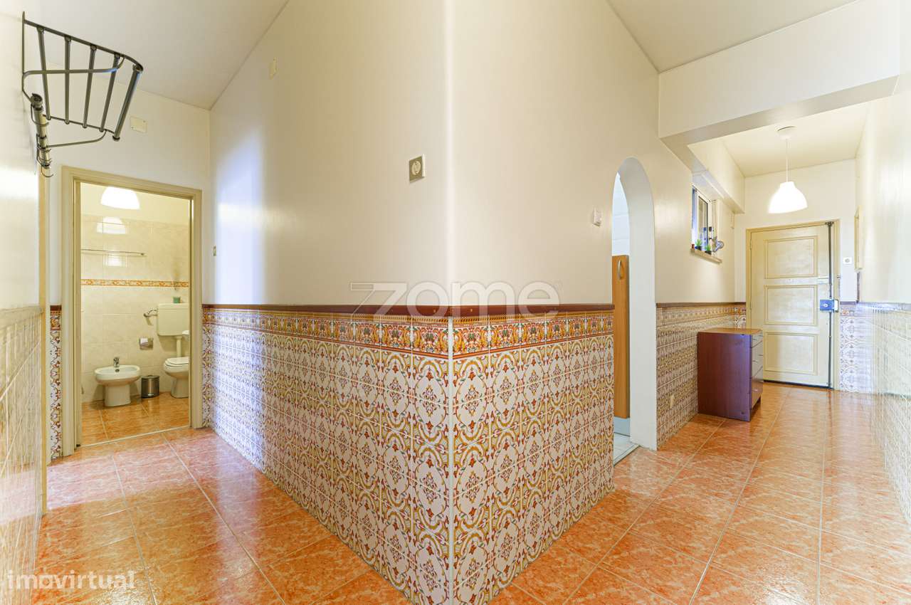 Apartamento Remodelado no Largo do Calvário – No Coração de Lisboa... - Grande imagem: 3/25