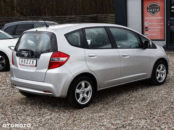 Honda Jazz 1.4 Executive - 9