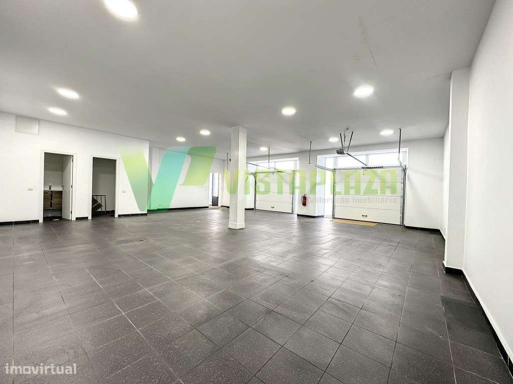 Moradia Geminada T2+2 Remodelada com Garagem, Espaço Exterior e Exc...-27