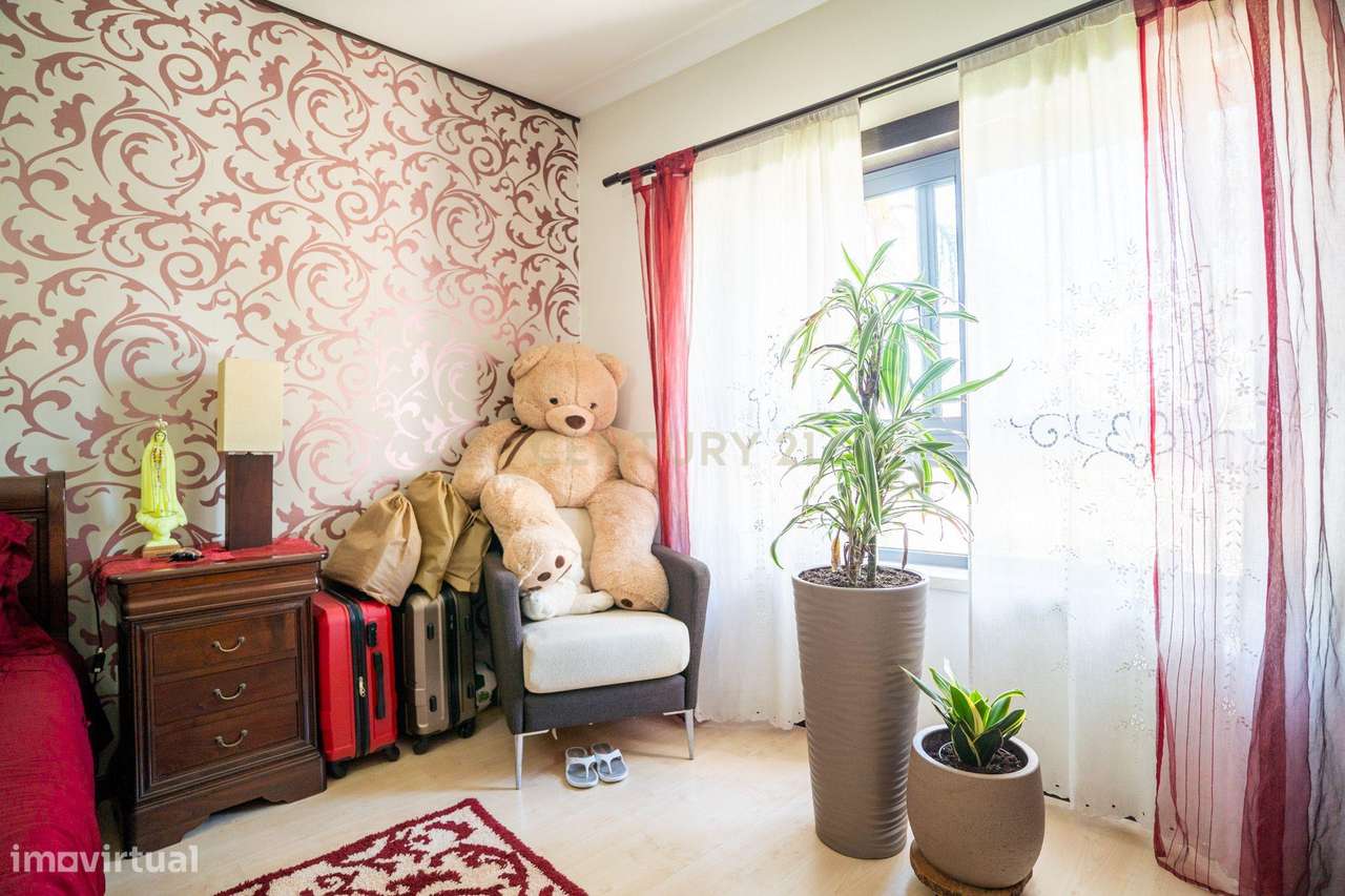 Moderno Apartamento  T3 Condomínio Fechado, em Nossa Senhora de Fátima-33