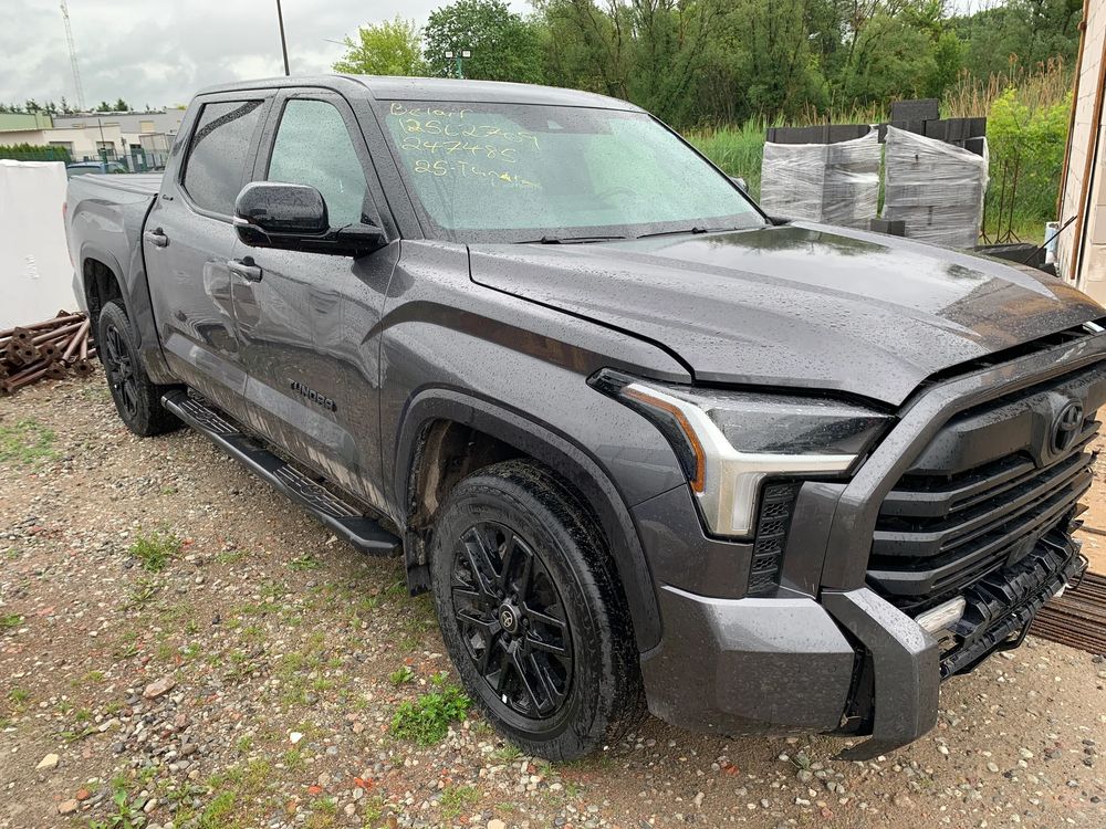 Toyota Tundra 2025