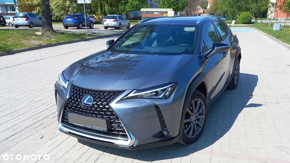 Lexus UX