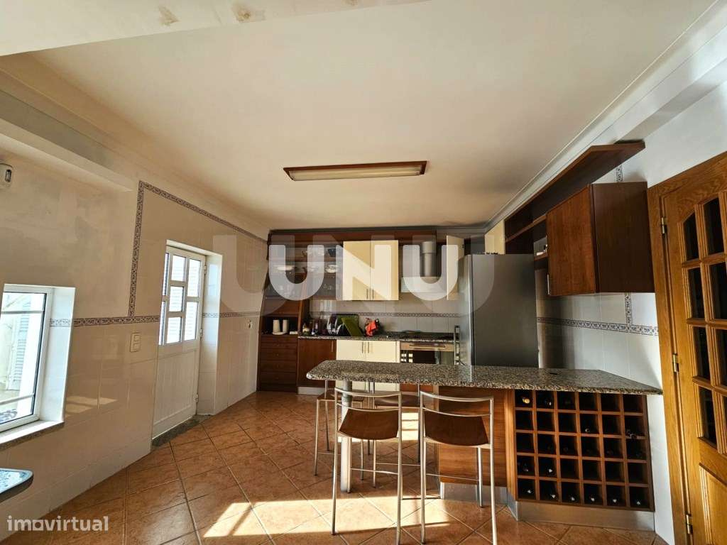 Moradia em Banda T5 - A 5 Minutos do Centro da Cidade de Viseu-36