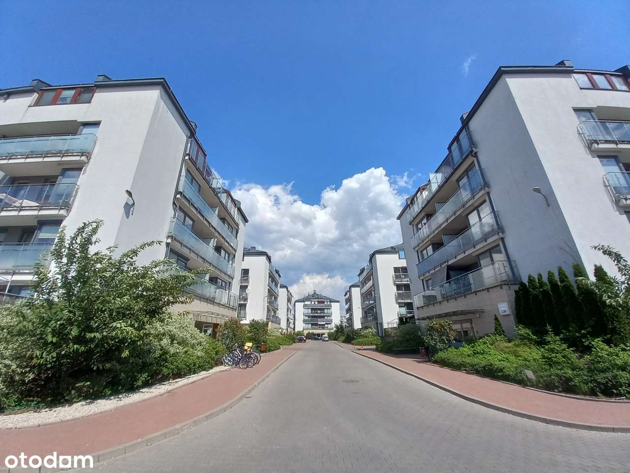 4 Pokoje, wysokie 4.10 m, Antresola i Klimatyzacja – Unikat Pruszków-10