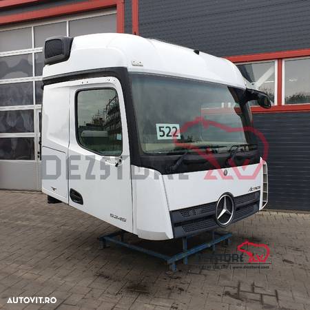 Cabina Mercedes Actros MP4 Stream Space (522) (A0006000101) - 1