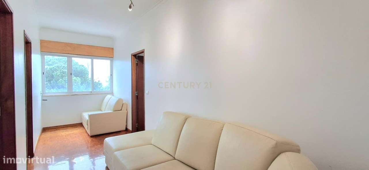 Apartamento T3 na Rua Tomás Alcaide - Grande imagem: 5/31