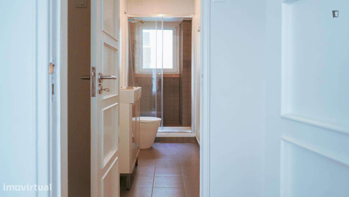 Quarto - localizado em Picoas Lisbon - Grande imagem: 3/31