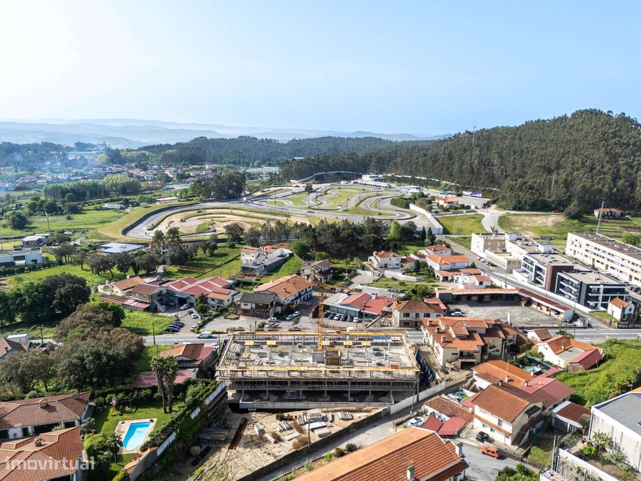 Apartamento T2 inserido no empreendimento Baltar 676, em Baltar – Pare-19