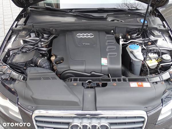 Audi A4 Avant 2.0 TDI DPF quattro Ambiente - 15