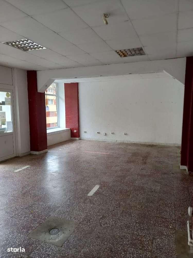 Spatiu Comercial Moroasa - Imagine principală: 1/6