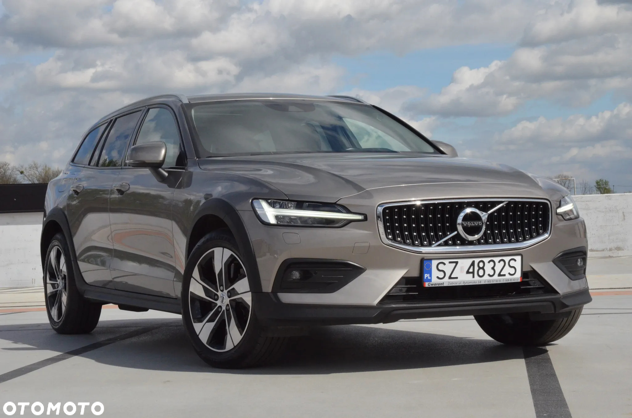 Volvo V60 Cross Country B4 D AWD Geartronic Pro - 3