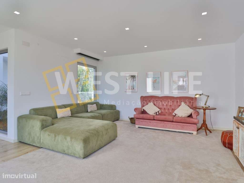 Moradia T4 junto ao CENTRO - Jardim e terraços - Localização privil... - Grande imagem: 5/37