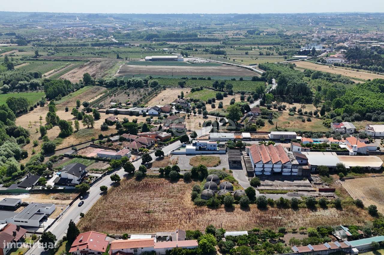 Terreno Urbanizável - Grande imagem: 1/18