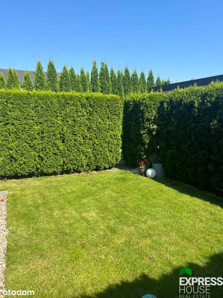 Bliźniak z garażem, 3 poziomy, bardzo zadbany-12