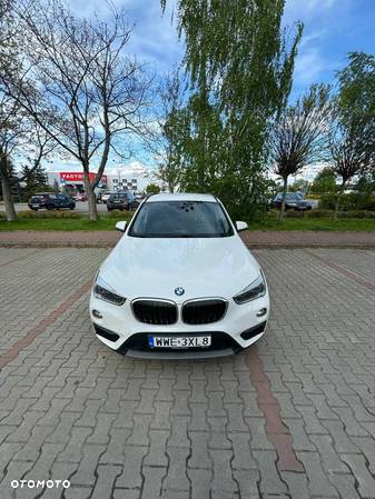BMW X1 sDrive18d Advantage - 1
