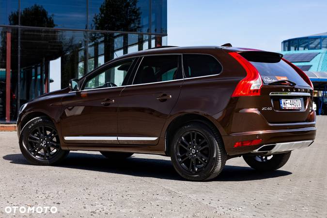 Volvo XC 60 D5 AWD Geartronic Summum - 13