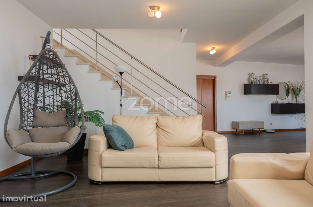 Moradia Moderna em Taveiro, Coimbra com Vistas Desafogadas-11