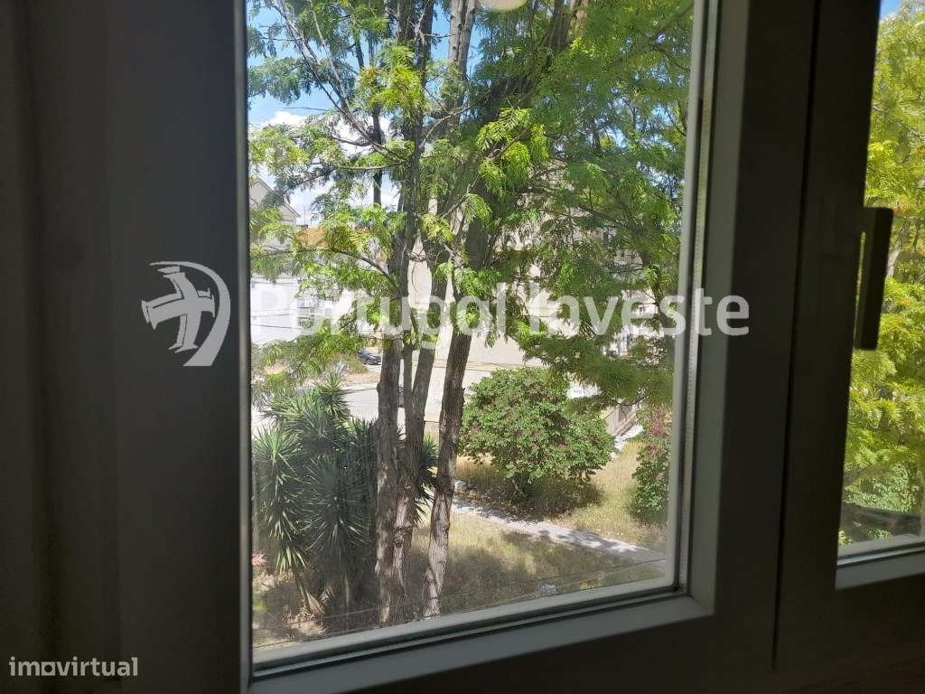 Apartamento T3 totalmente remodelado e equipado - Laranjeiro-14