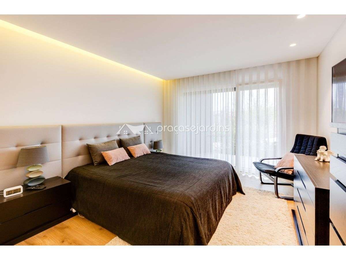 Moradia T5 Contemporânea e elevada eficiência energética – Amor, Le...-40