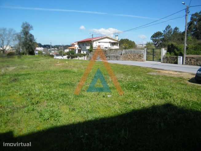 Terreno para construção de edifício rés do chão mais dois pisos mai...-2