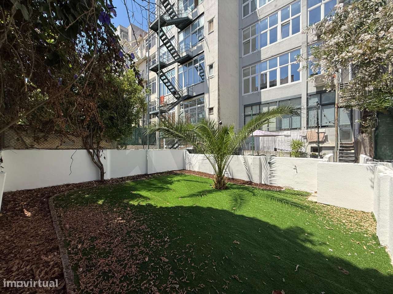 T3 REMODELADO | 2 SUITES | CLOSET | LOGRADOURO 35 m2 | AV. ALMIRANTE R-46