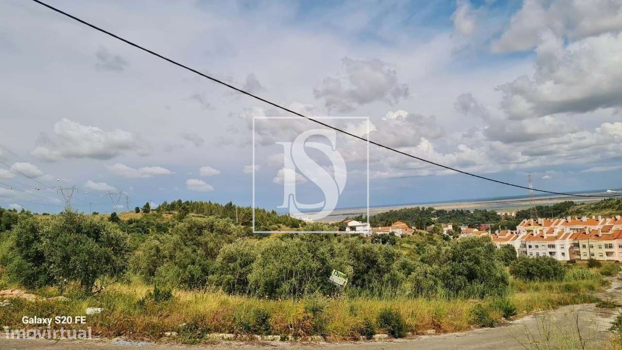 Terreno urbanizado em loteamento Cabo Vialonga-9