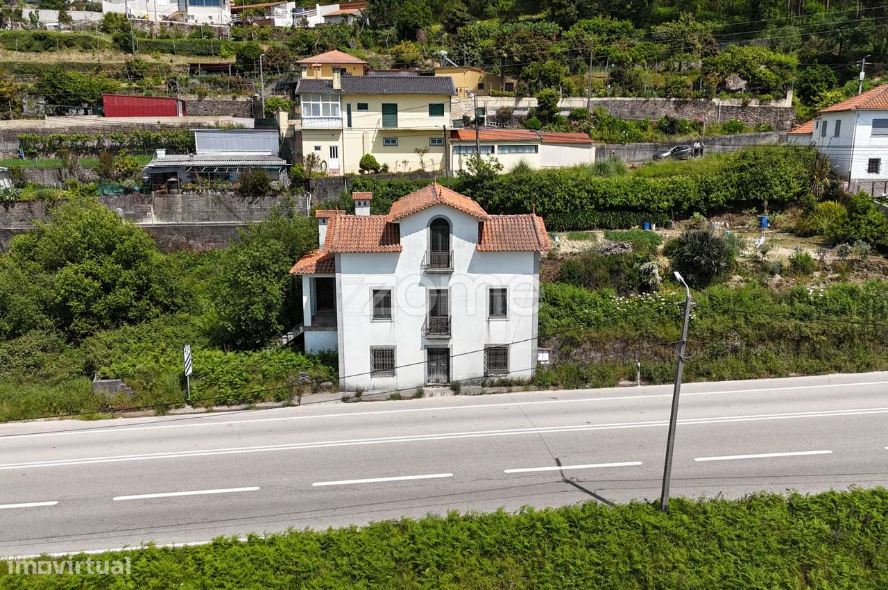 Moradia | Oliveira de Azeméis | Terreno 1915m2 - Grande imagem: 2/19