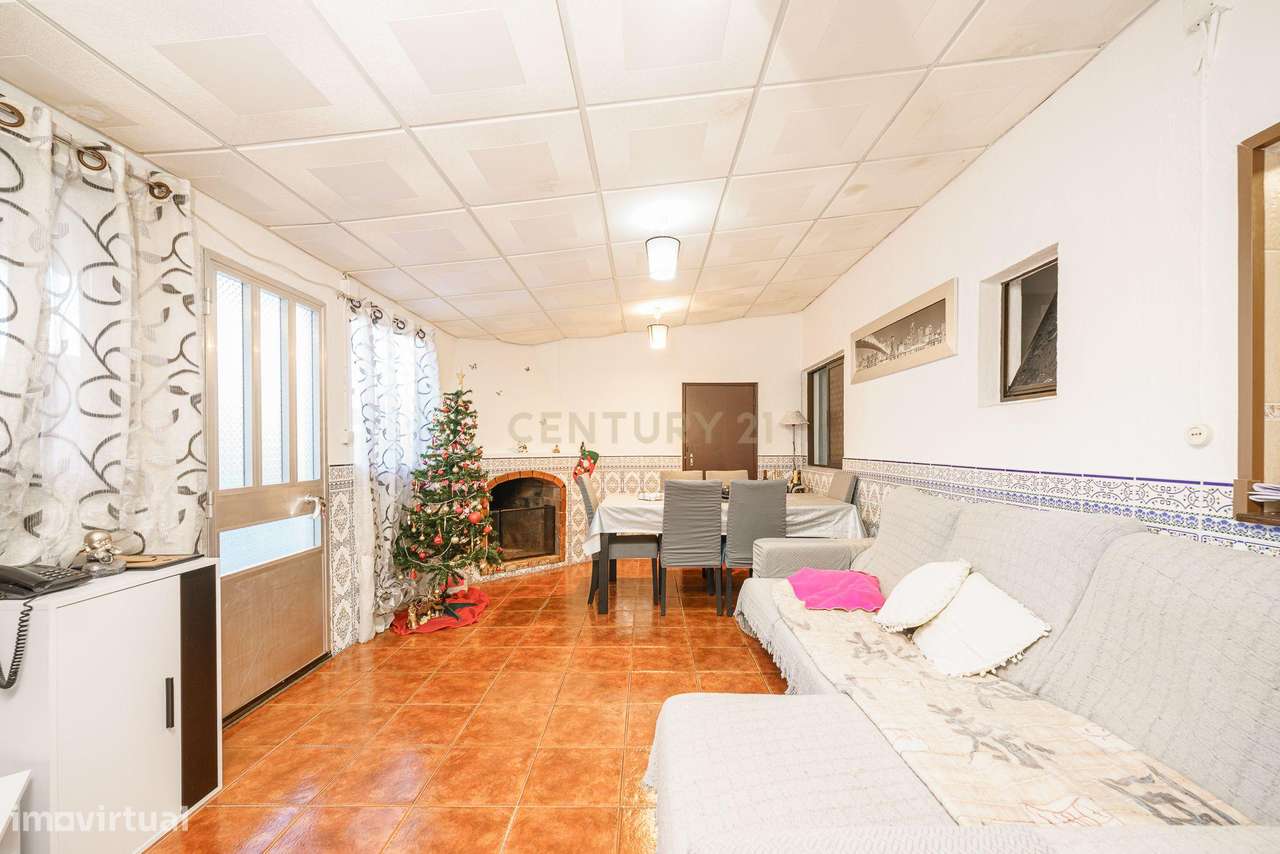 Moradia Térrea T3 com Excelente Localização no Faralhão - Grande imagem: 4/22