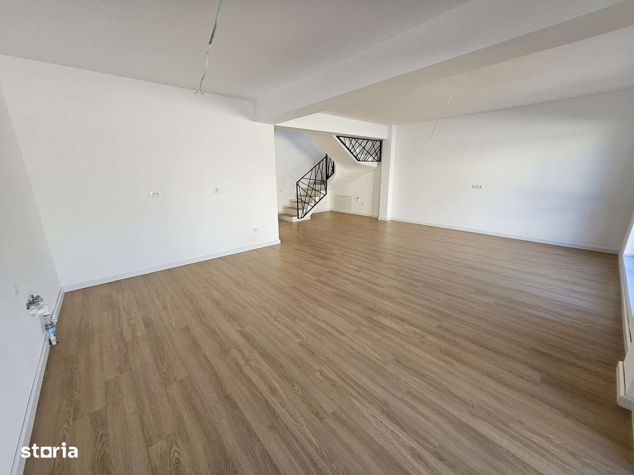 VILA 5 CAMERE/DORMITOR P/ÎNCĂLZIRE PARDOSEALA/COMISION 0%-7