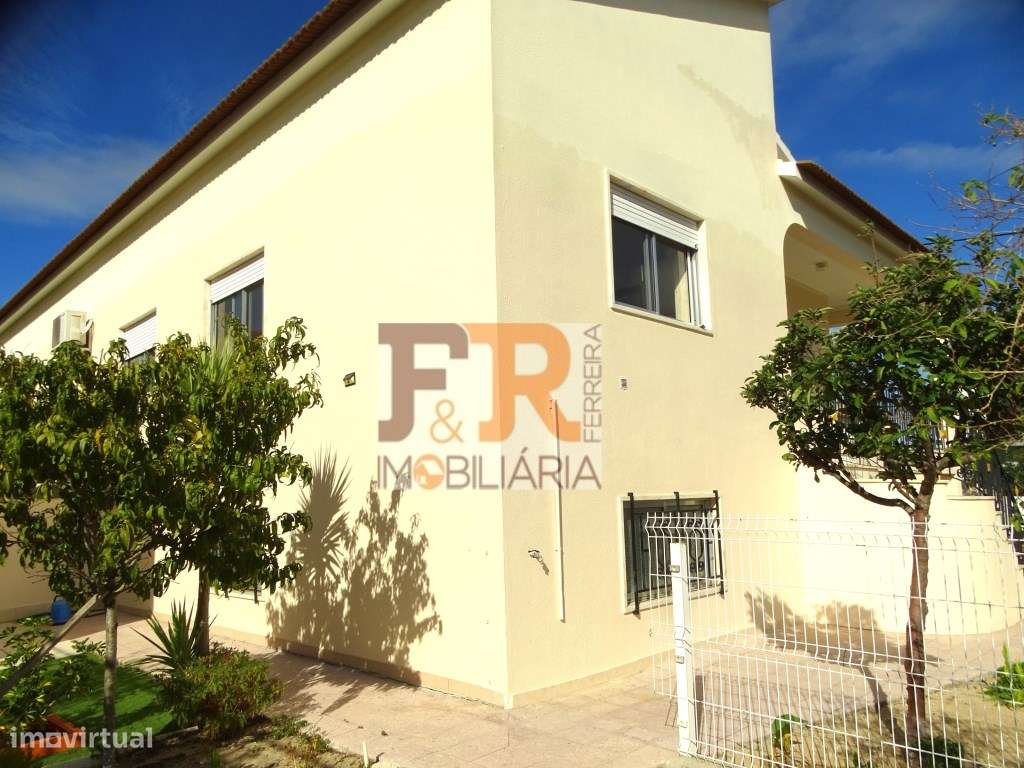 Moradia Duplex T2+1 com sótão aproveitável e Garagem Quinta do Cond...-10