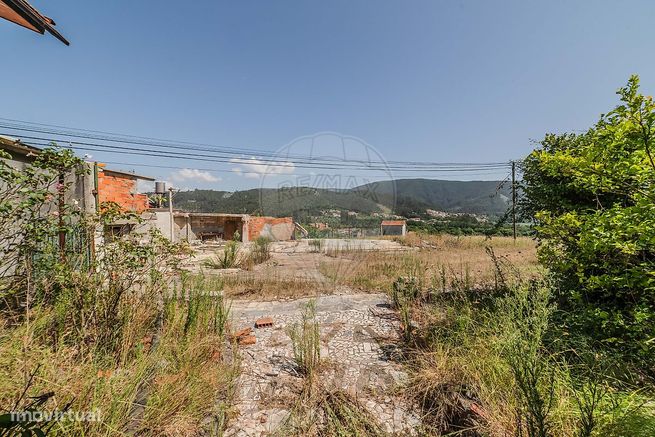 Moradia T4 para venda-15