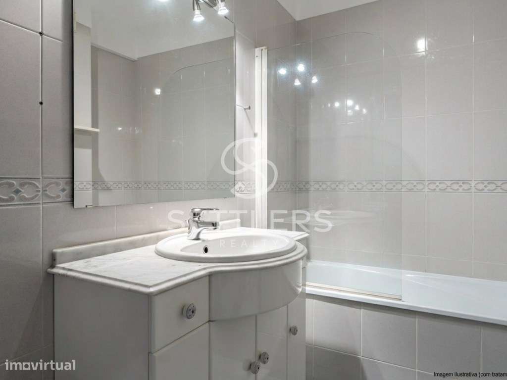 Apartamento T2+1 - Parede-23