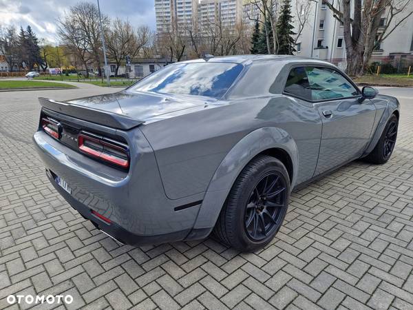 Dodge Challenger 3.6 GT AWD - 11