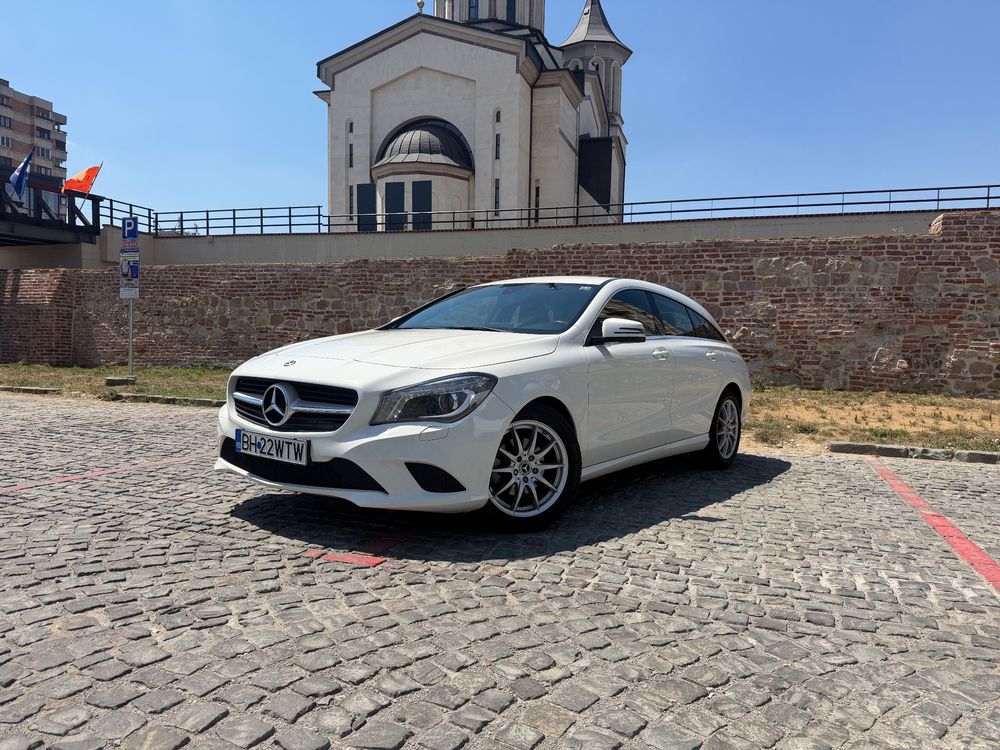 Mercedes-benz Cla 200 2015