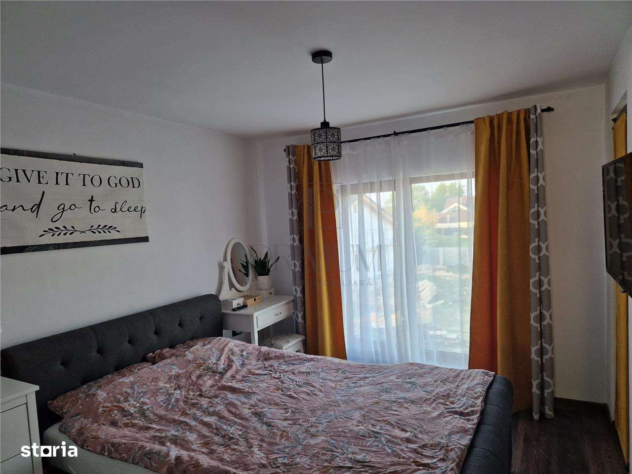 Duplex mobilat - 4 camere - Mosnita veche - amplasament ideal - Imagine principală: 3/10