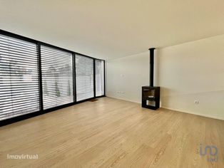 Casa / Villa T3 em Bougado (São Martinho e Santiago) de 222,00 m2 - Grande imagem: 5/24