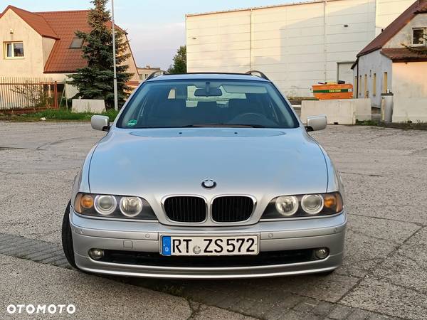 BMW Seria 5 520d - 3