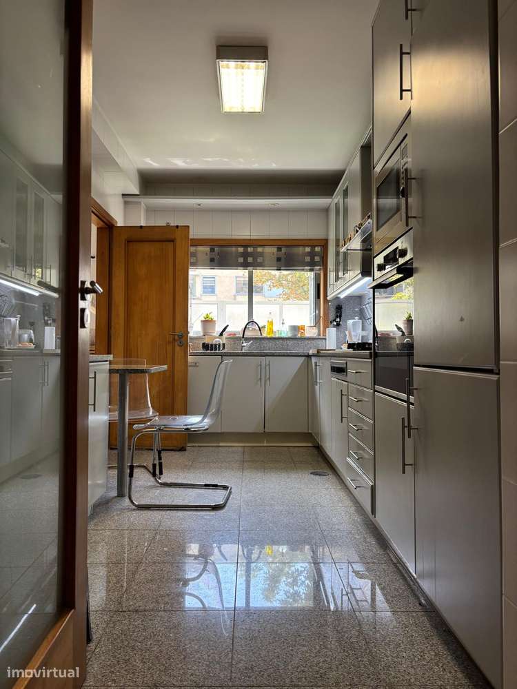 T3+1 com Terraço – Aguas Santas, Maia-12