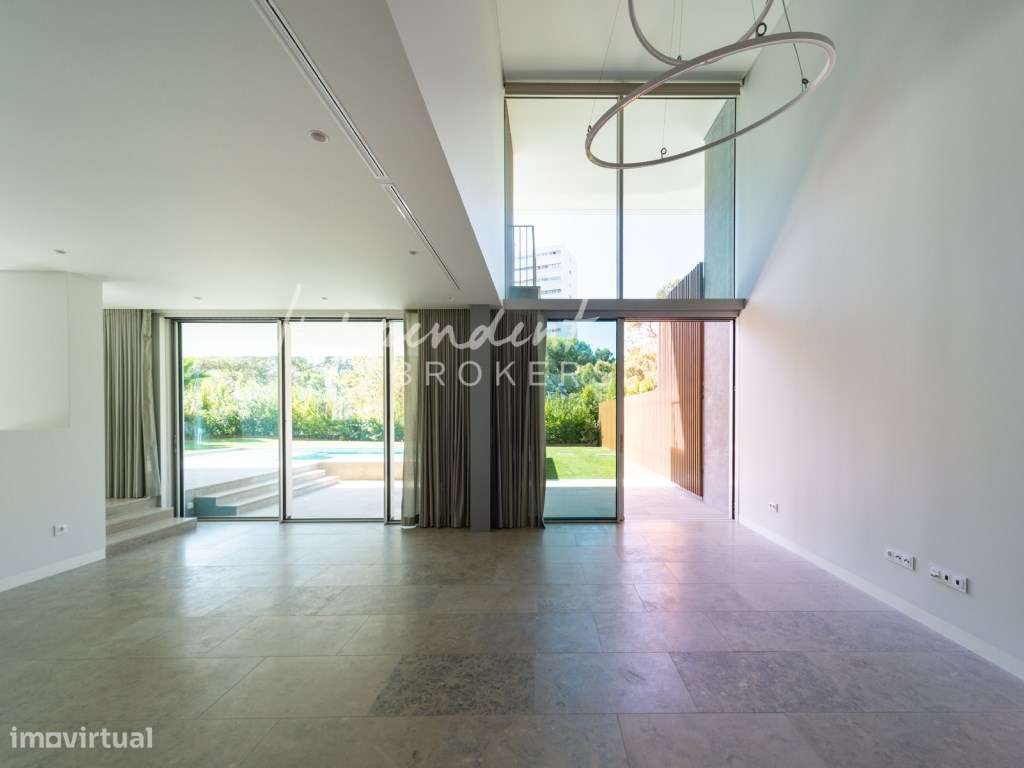 APARTAMENTO DUPLEX T4 COM PISCINA-3