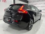 Volvo V40 2.0 D2 Momentum - 4