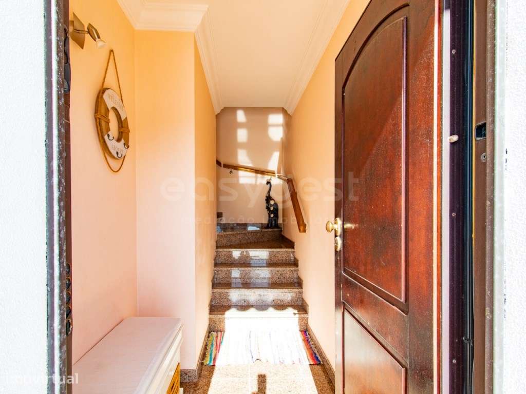 Andar de Moradia T2+1 com espaço Exterior, Vila Nova de Cacela , Ma... - Grande imagem: 3/26