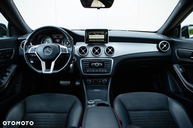 Mercedes-Benz CLA 250 4-Matic Sport - 23