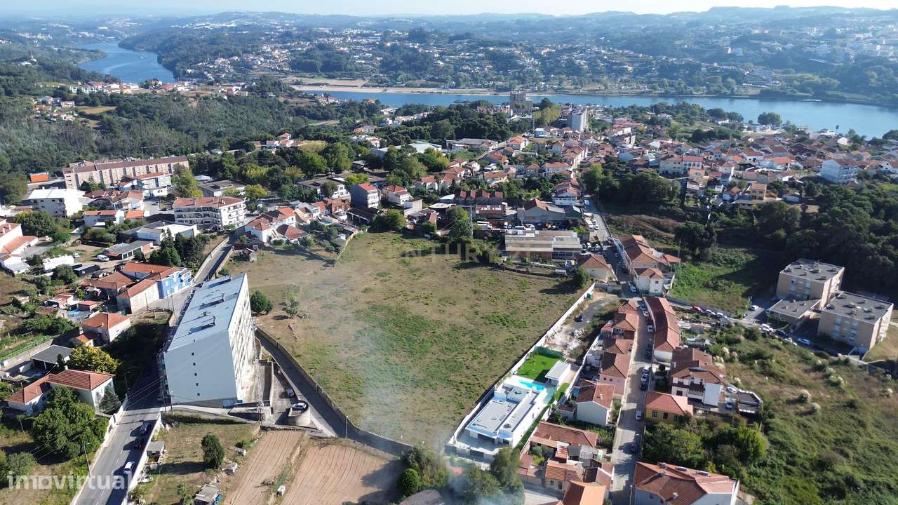 Moradia T4 Térrea com Piscina - PROJETO CHAVE NA MÃO - Gondomar - Grande imagem: 5/59