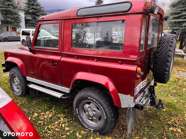 Land Rover Defender - 6