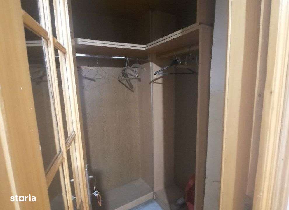 Apartament  3 camere Central , 67 metri, etaj parter Cod:160318-9