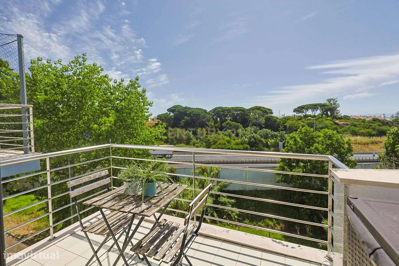 Apartamento T2, com Lugar de Parqueamento e Arrecadação, Quinta de São-8