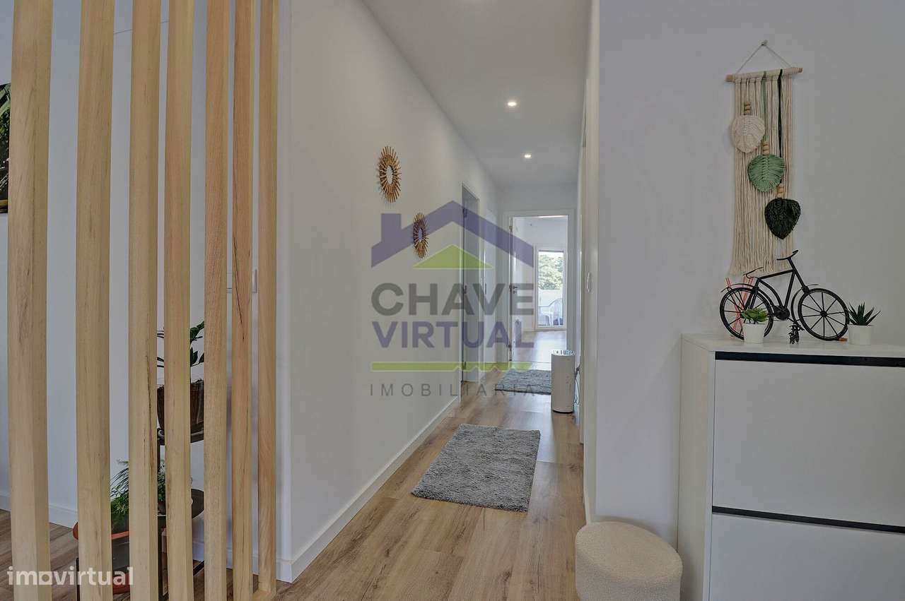 Excelente Apartamento T3 com Garagem - Centro Bombarral-17