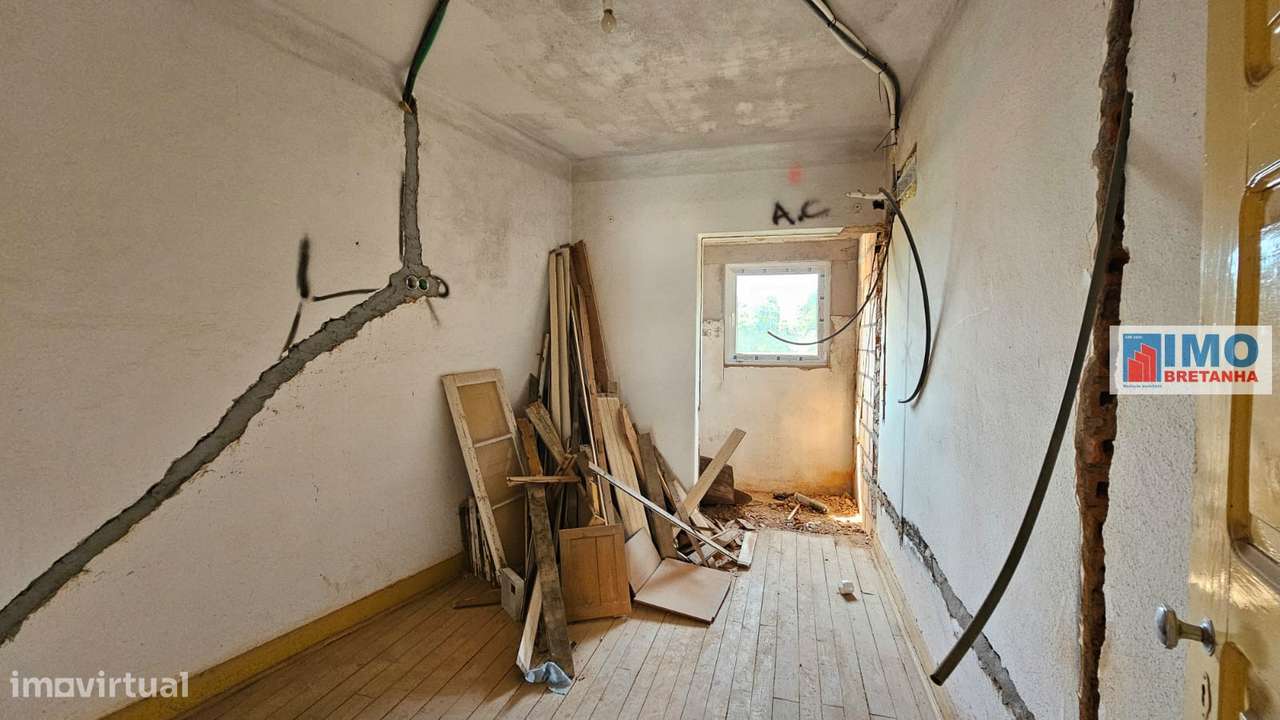 3 Apartamentos T2 e 2 garagens zona histórica de Castelo Branco - Grande imagem: 3/18